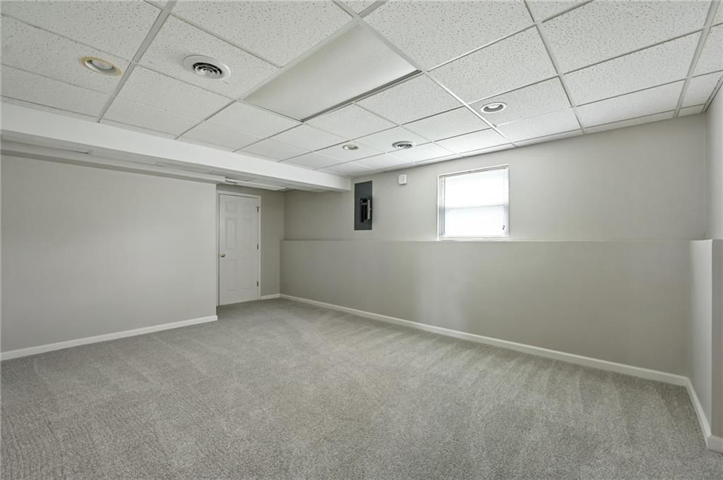 9201 N Charlotte Court — photo 25