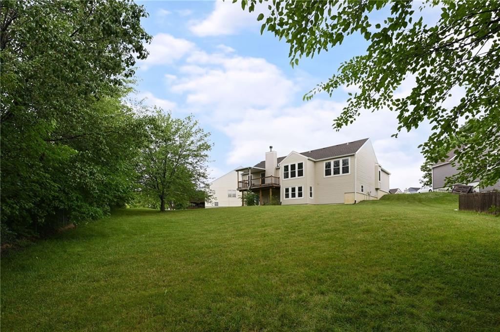 9201 N Charlotte Court — photo 27