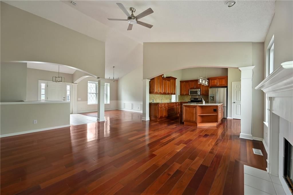 9201 N Charlotte Court — photo 5