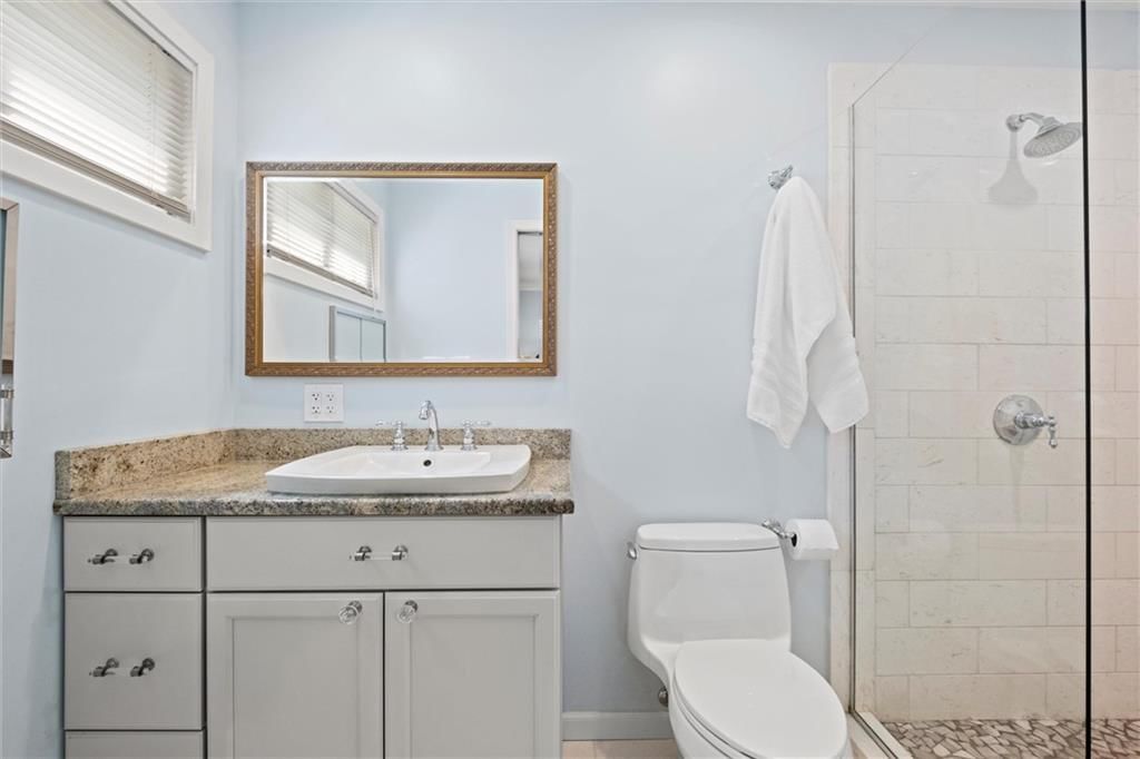 6400 Reeds Drive — photo 23