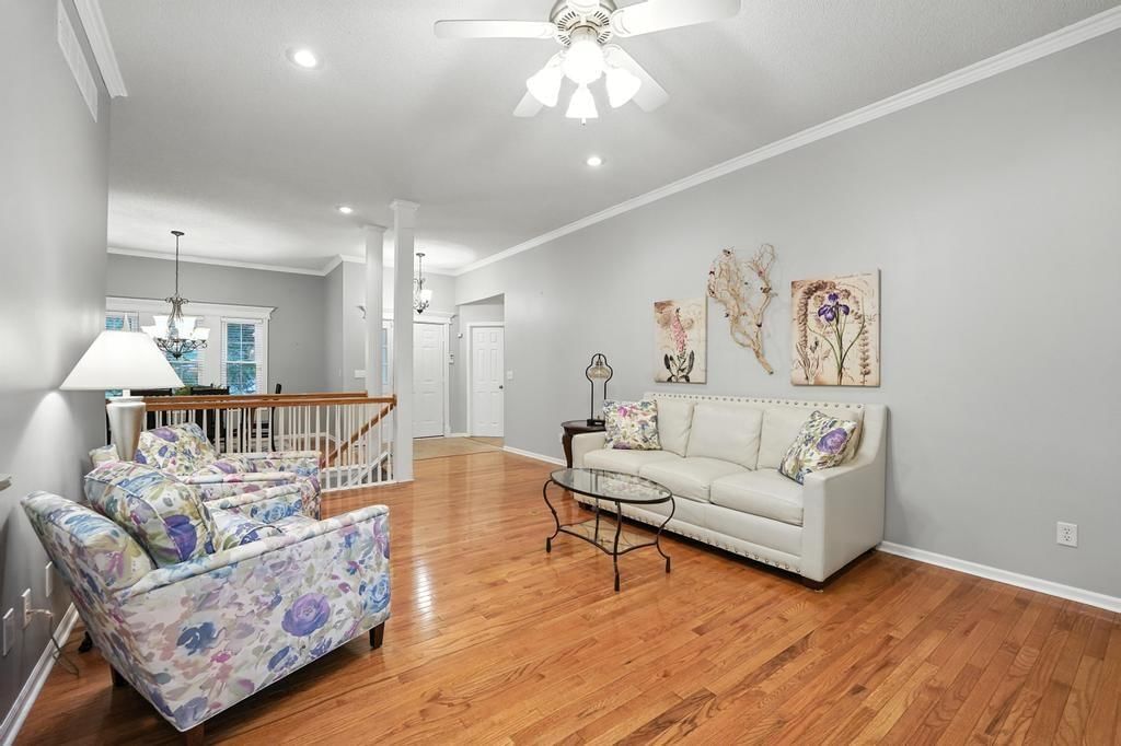 417 NE Topaz Drive — photo 11