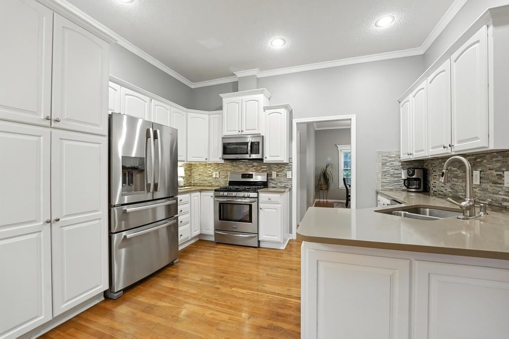 417 NE Topaz Drive — photo 15