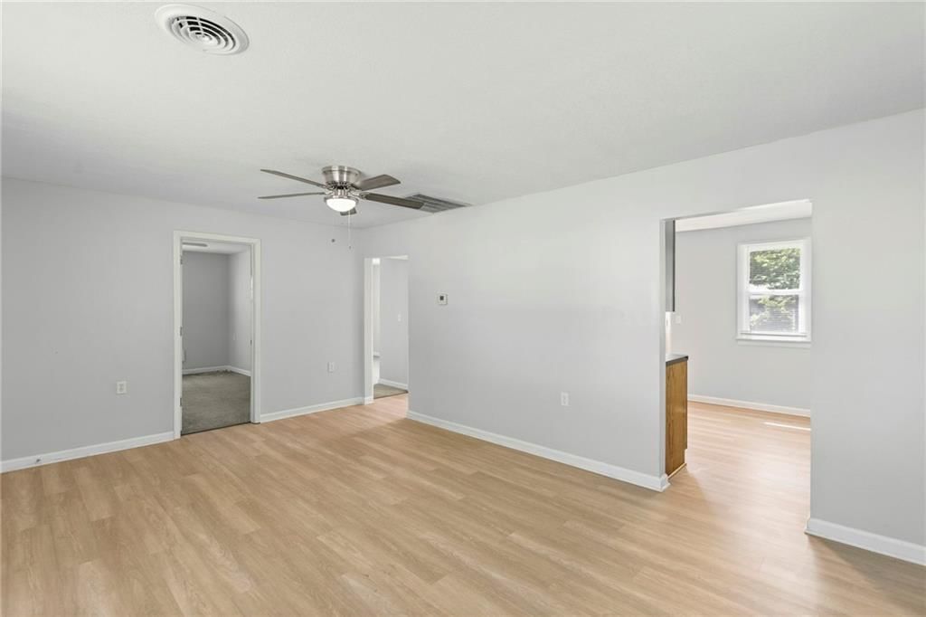 16110 Hight Avenue — photo 7