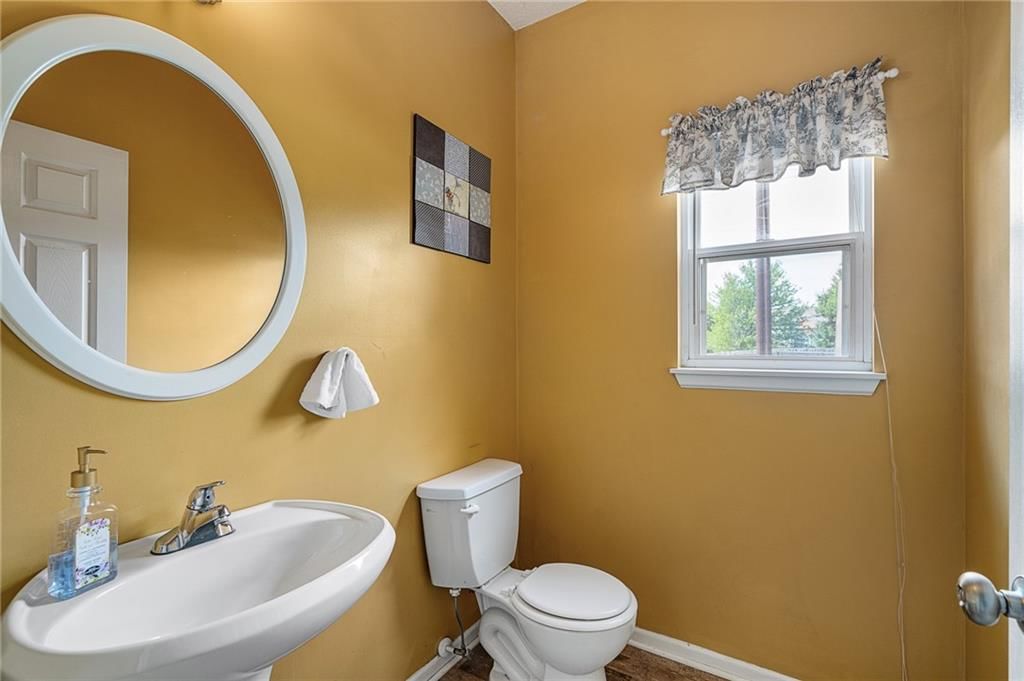 1210 NW Persimmon Drive — photo 21