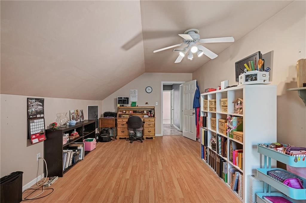 1210 NW Persimmon Drive — photo 35