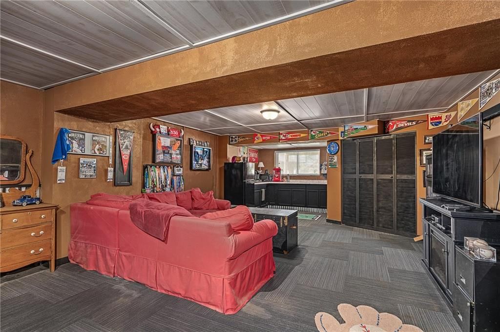1210 NW Persimmon Drive — photo 38