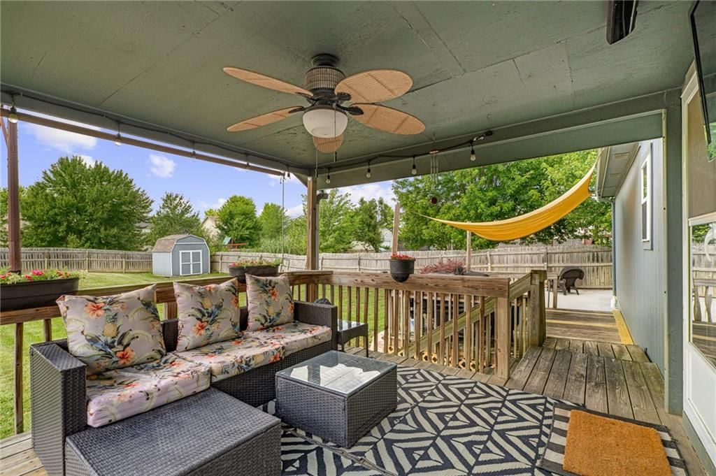 1210 NW Persimmon Drive — photo 44