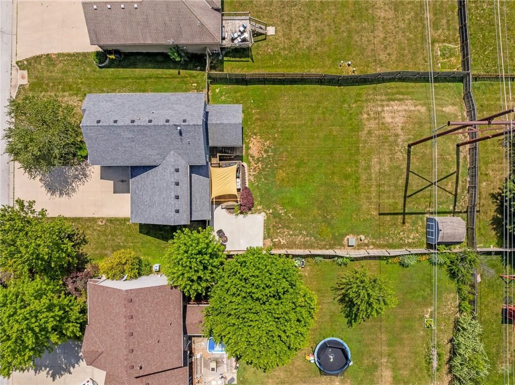 1210 NW Persimmon Drive — photo 51