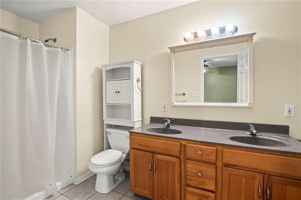 11647 Woodrail Avenue — photo 17