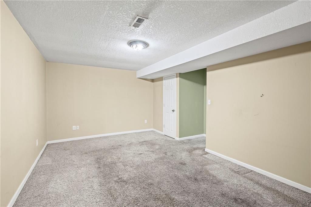 11647 Woodrail Avenue — photo 24
