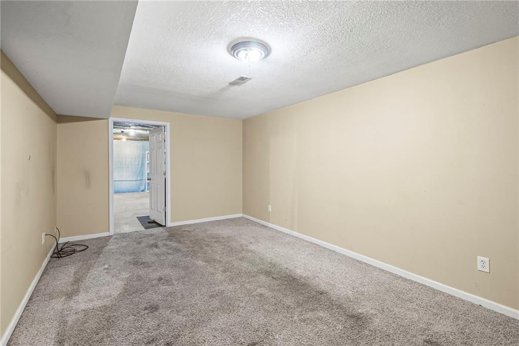 11647 Woodrail Avenue — photo 25