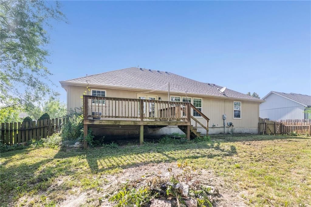 11647 Woodrail Avenue — photo 32