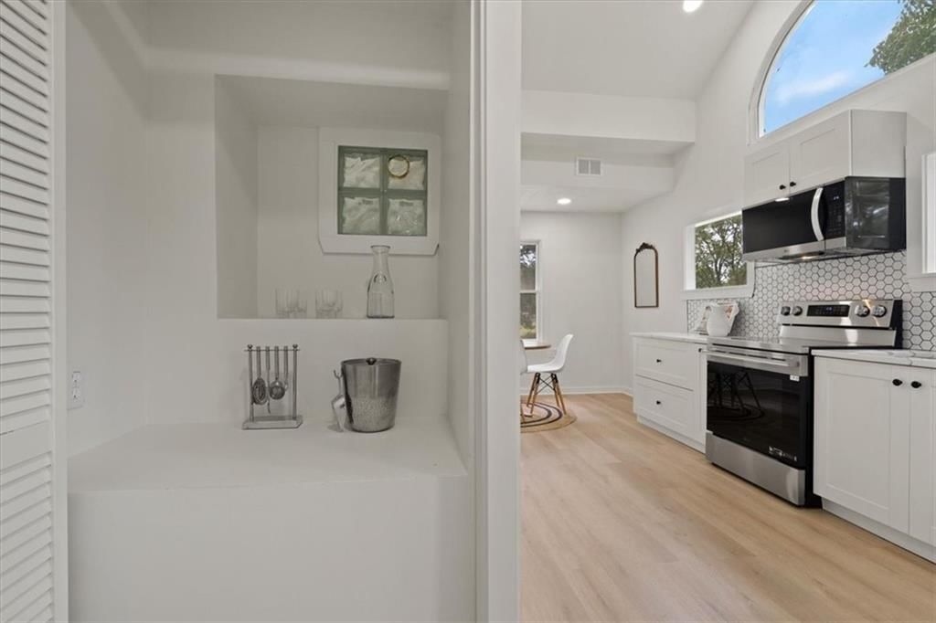 4527 N Bellefontaine Avenue — photo 13