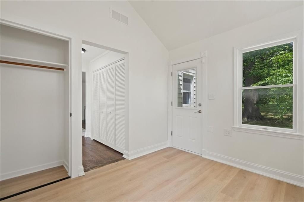 4527 N Bellefontaine Avenue — photo 17