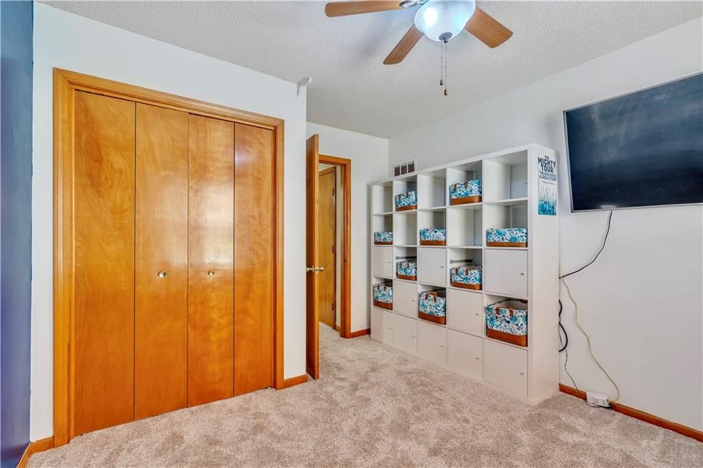 6708 N St Clair Avenue — photo 17