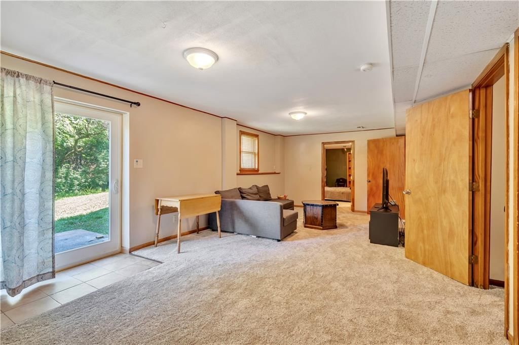 6708 N St Clair Avenue — photo 21