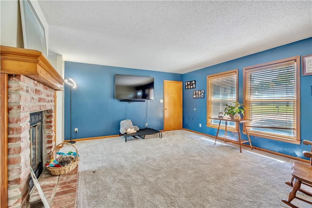 6708 N St Clair Avenue — photo 4