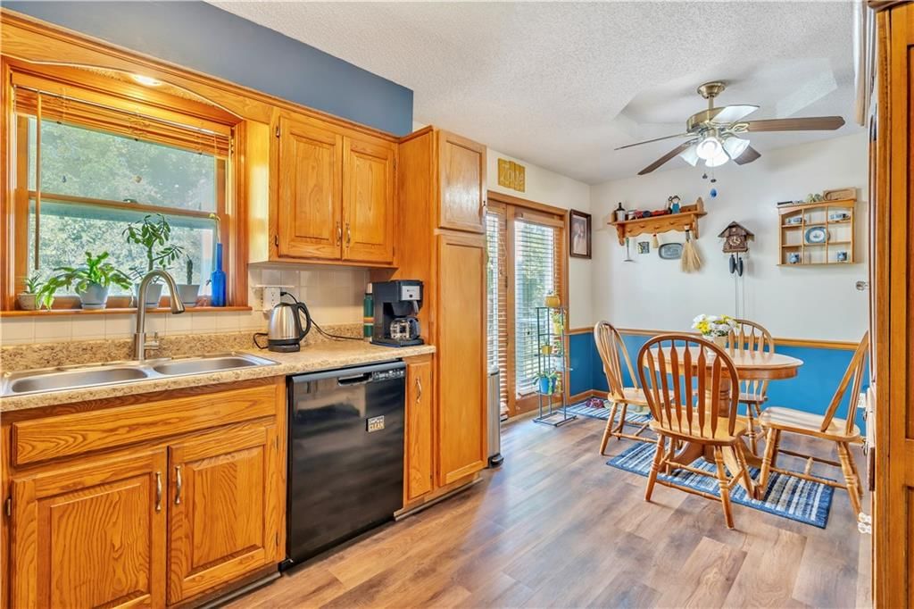 6708 N St Clair Avenue — photo 8
