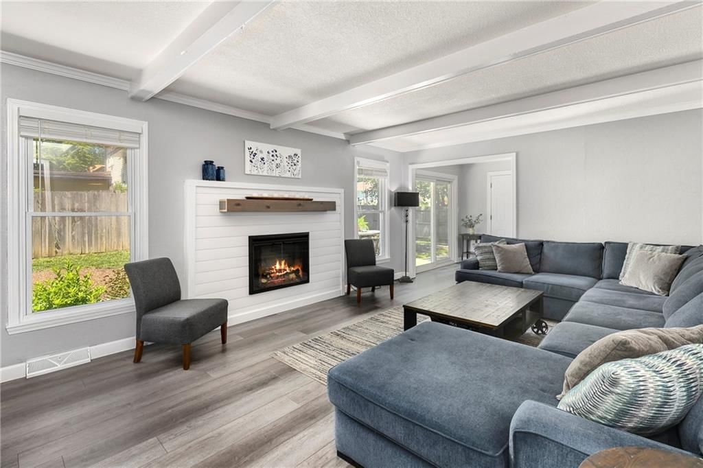 1410 Vilas Street — photo 16