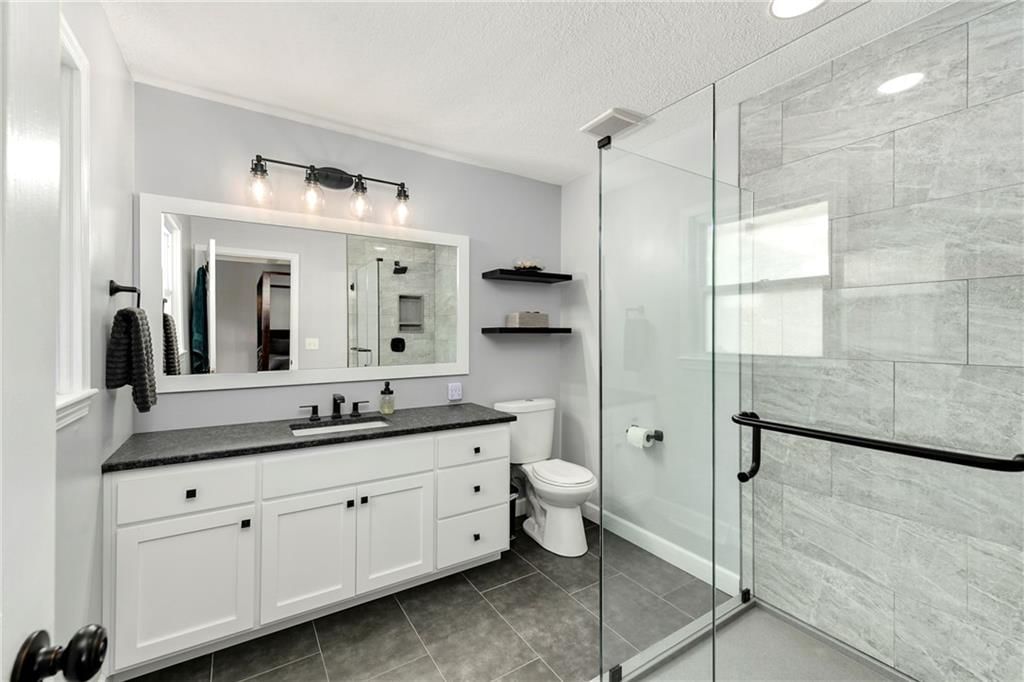 1410 Vilas Street — photo 20