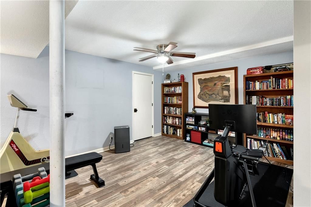 1410 Vilas Street — photo 26