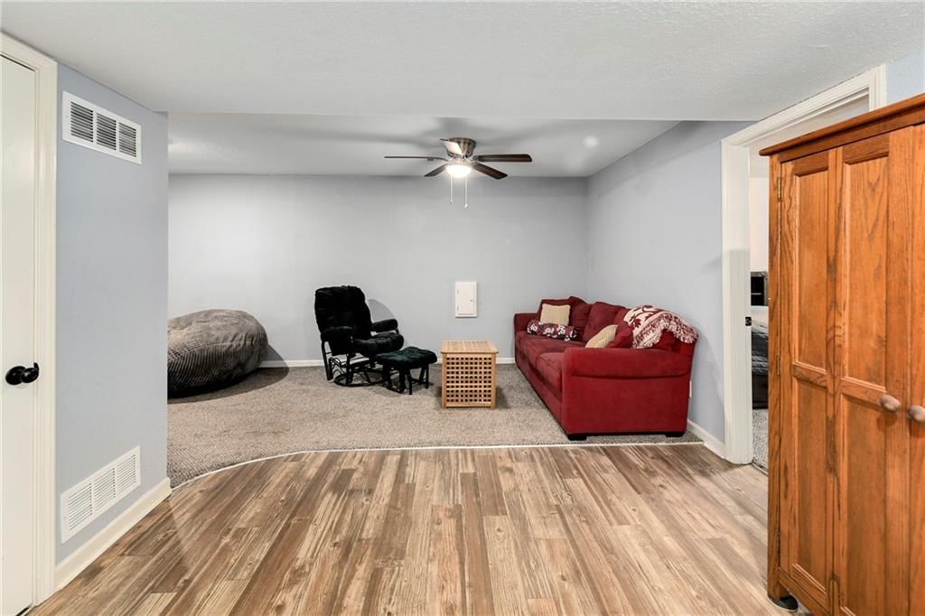 1410 Vilas Street — photo 30