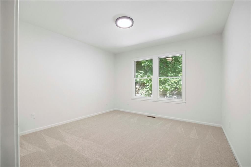 1424 Applegate Court — photo 10