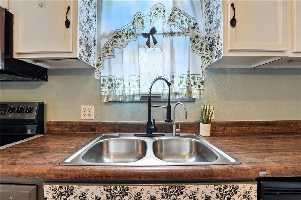 134 S Lincoln Street — photo 13