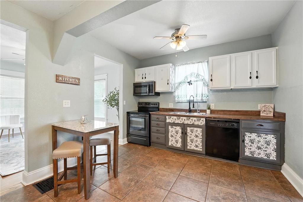 134 S Lincoln Street — photo 14