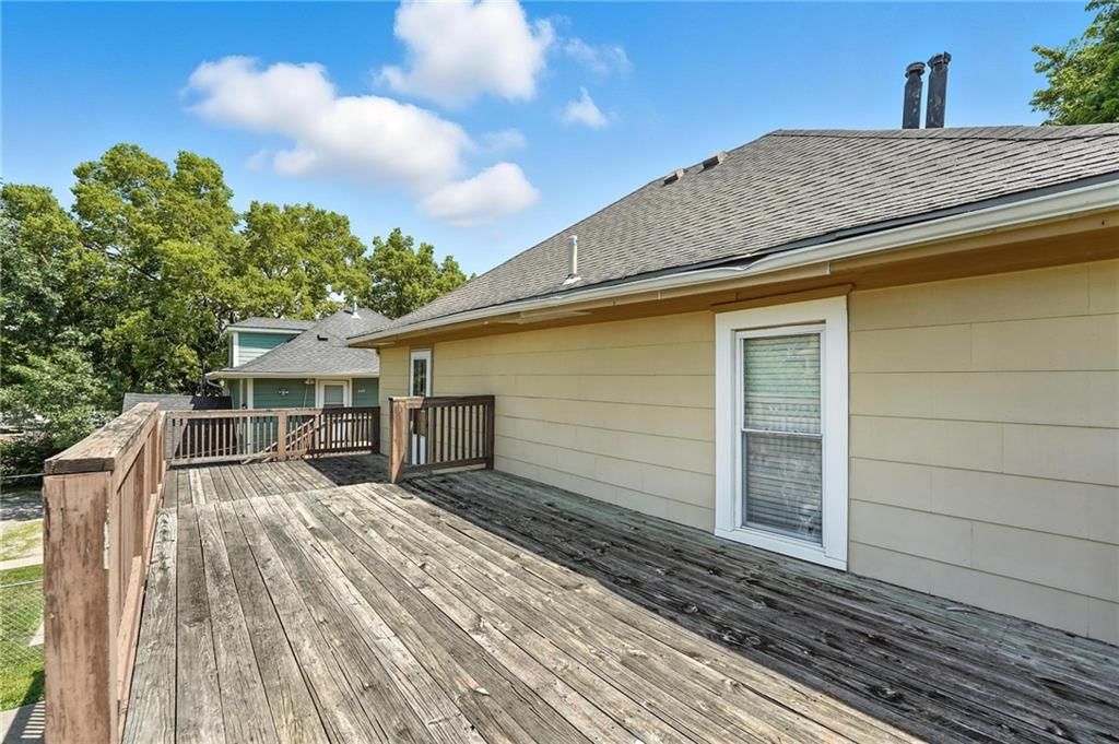 134 S Lincoln Street — photo 31