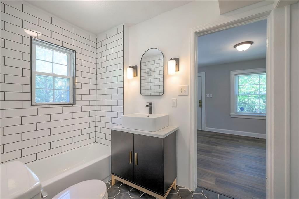 3510 N 59th Street — photo 26