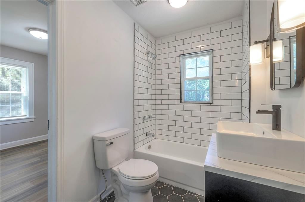3510 N 59th Street — photo 27