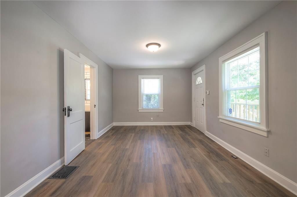 3510 N 59th Street — photo 9