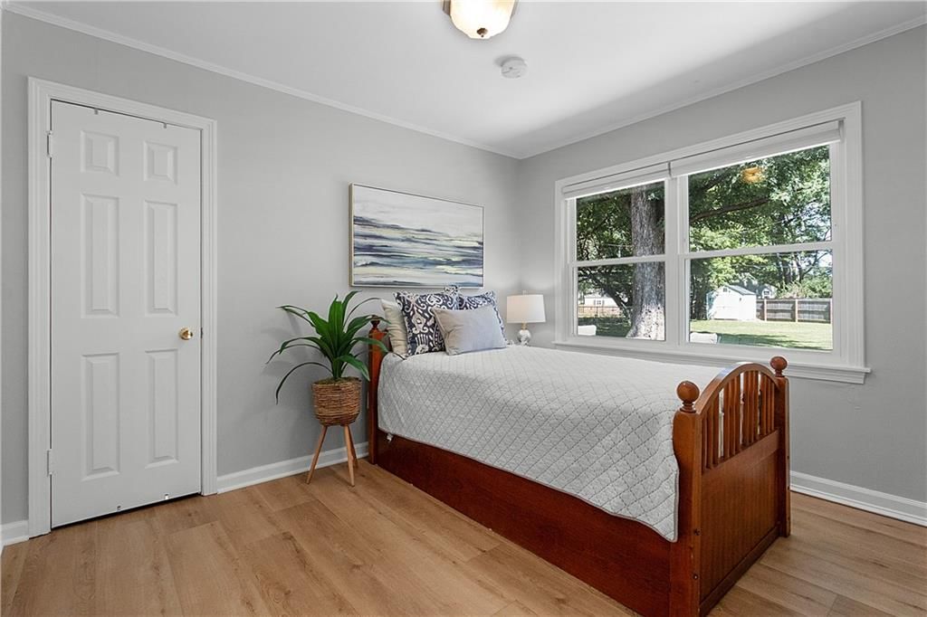 7553 Rainbow Drive — photo 15