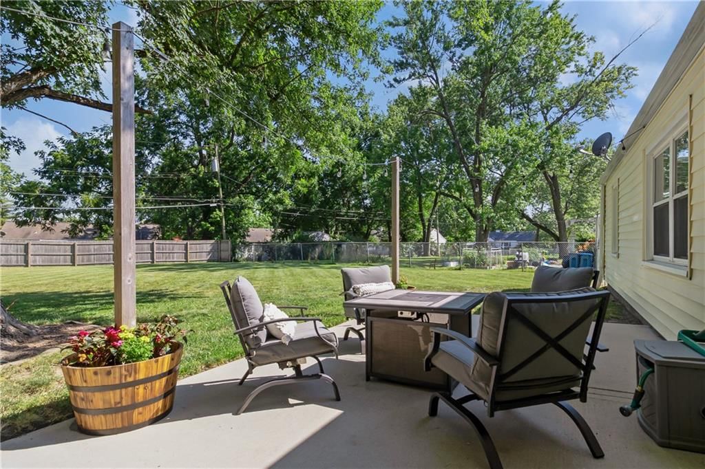 7553 Rainbow Drive — photo 18