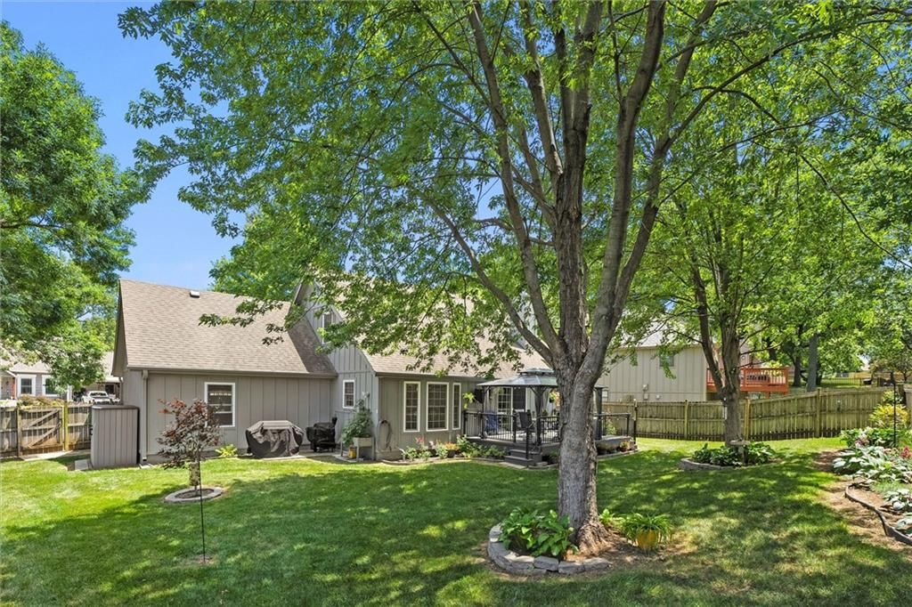 8124 Swarner Street — photo 28