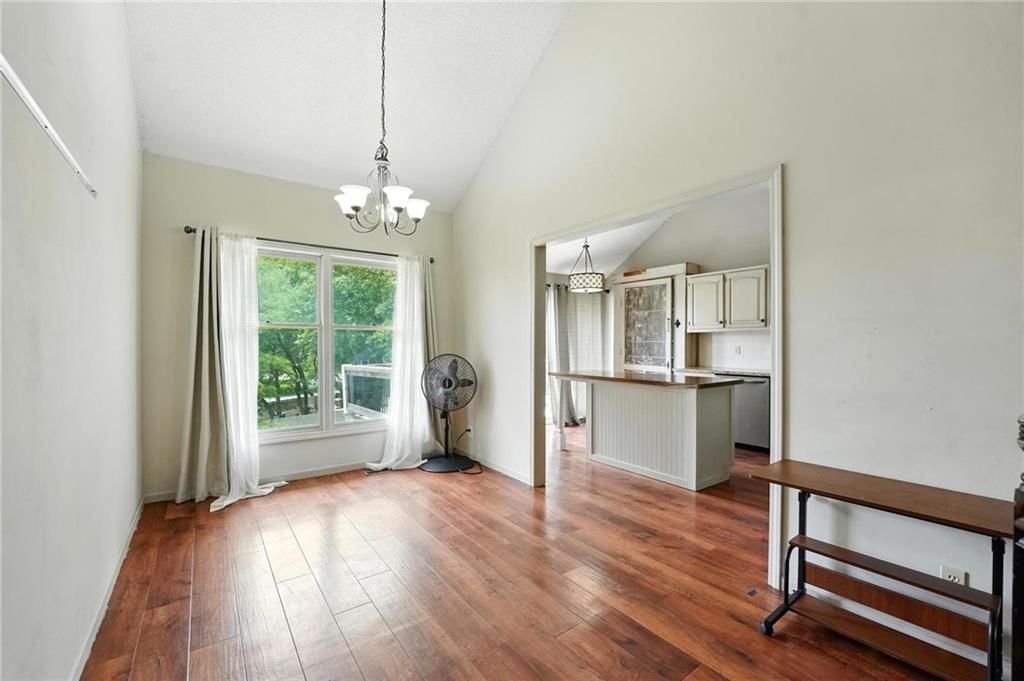 906 N Cedarcrest Drive — photo 7