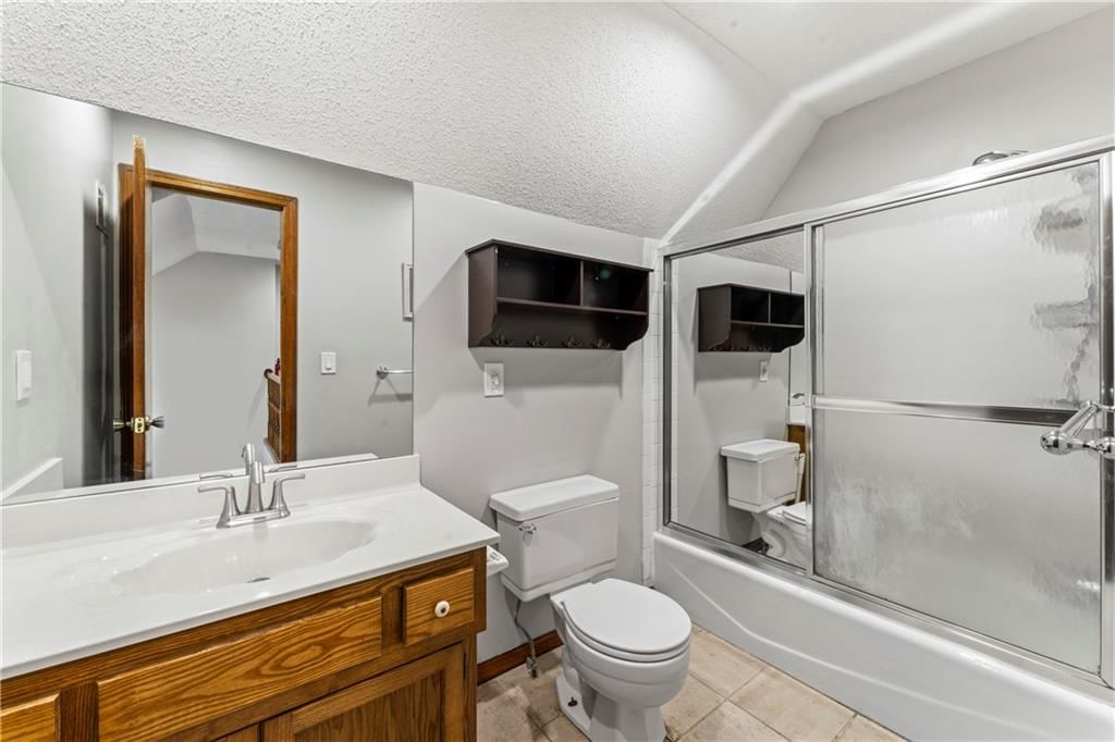 11609 W 109 Street — photo 35