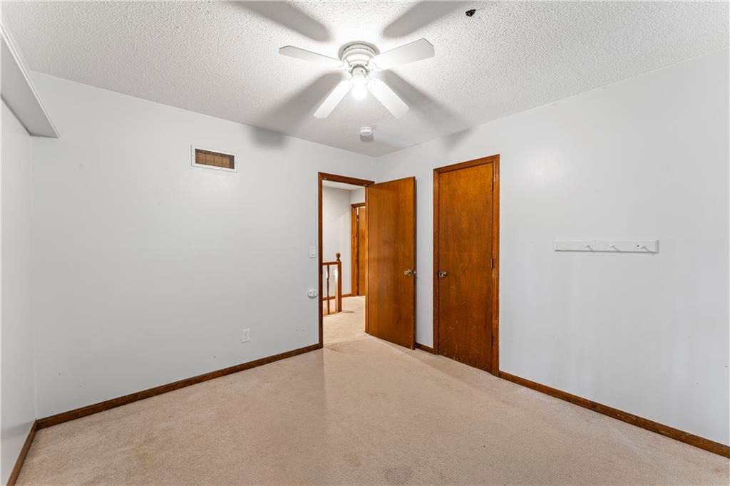 11609 W 109 Street — photo 38
