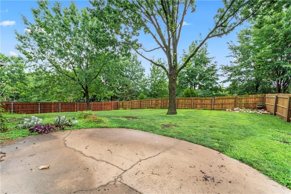 11609 W 109 Street — photo 49
