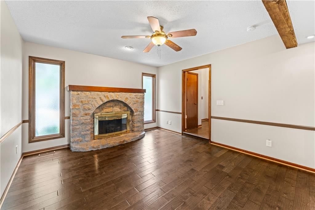 11609 W 109 Street — photo 7