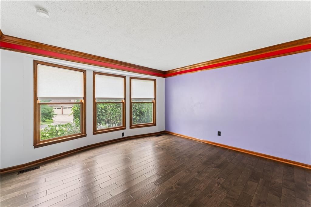 11609 W 109 Street — photo 10