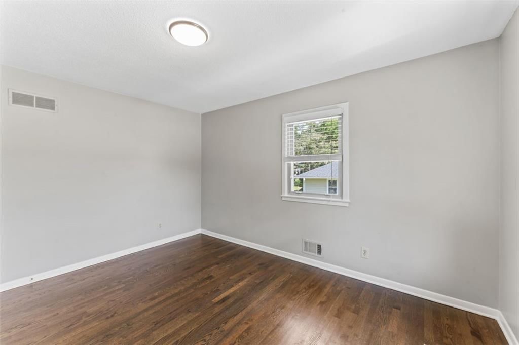 418 SW STRATFORD Road — photo 24