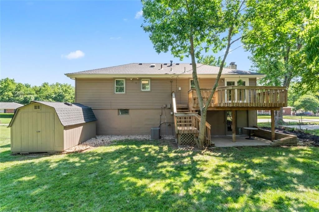 418 SW STRATFORD Road — photo 38