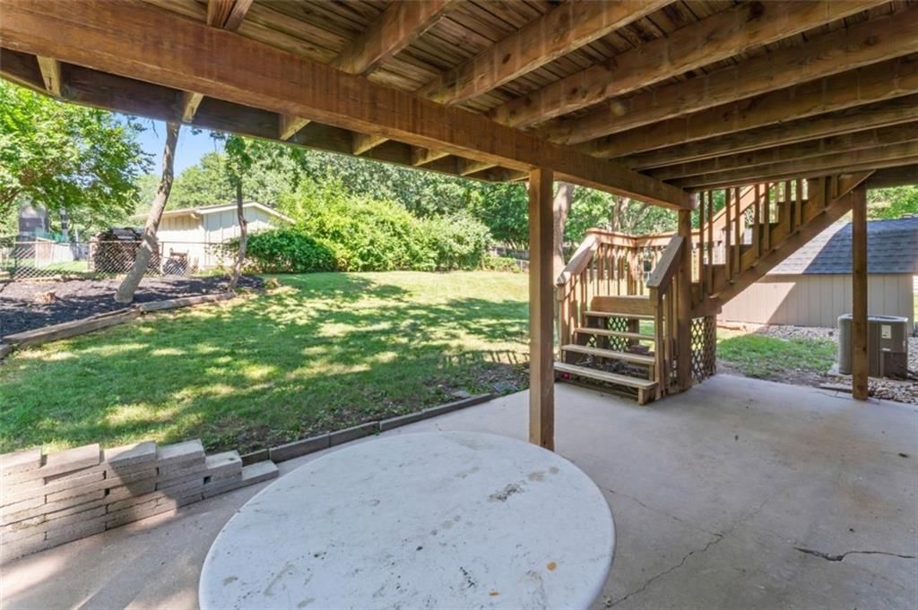 418 SW STRATFORD Road — photo 43