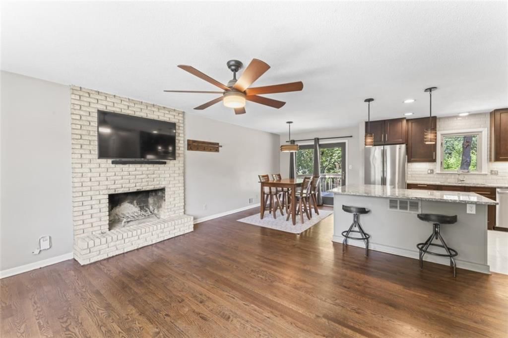 418 SW STRATFORD Road — photo 8
