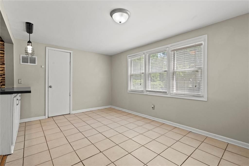 7845 Madison Avenue — photo 15