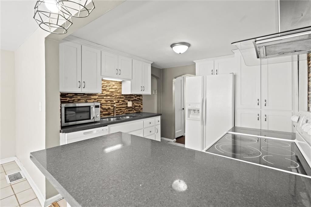 7845 Madison Avenue — photo 10