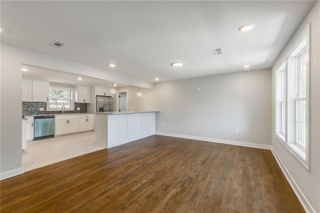 3414 Georgia Avenue — photo 9