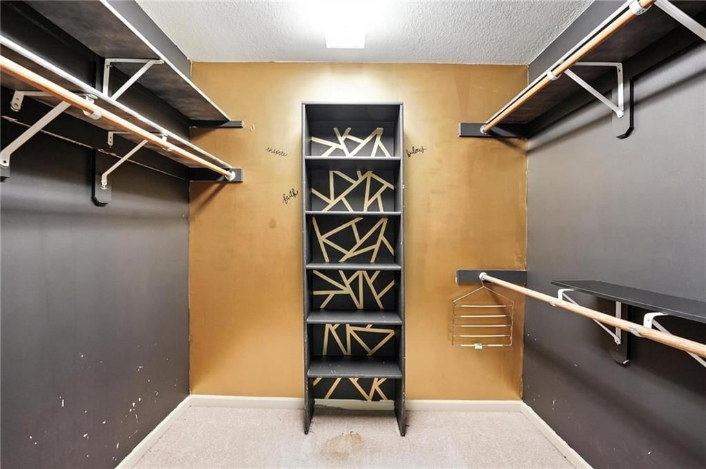 1225 NE KENWOOD Drive — photo 18